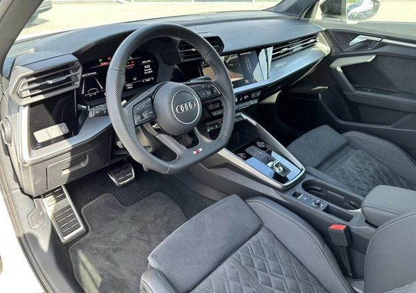Audi S3 cena 212900 przebieg: 2000, rok produkcji 2024 z Cieszanów małe 379